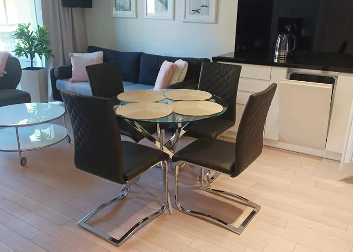 Premium V Z Garazem Lägenhet *