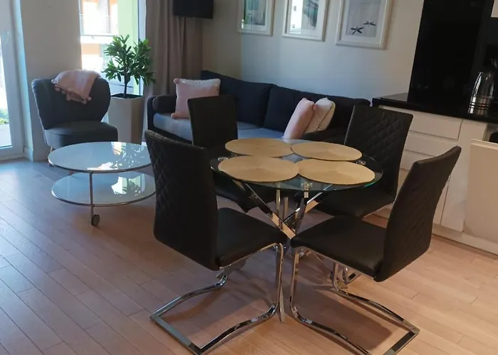 Premium V Z Garazem Kolobrzeg